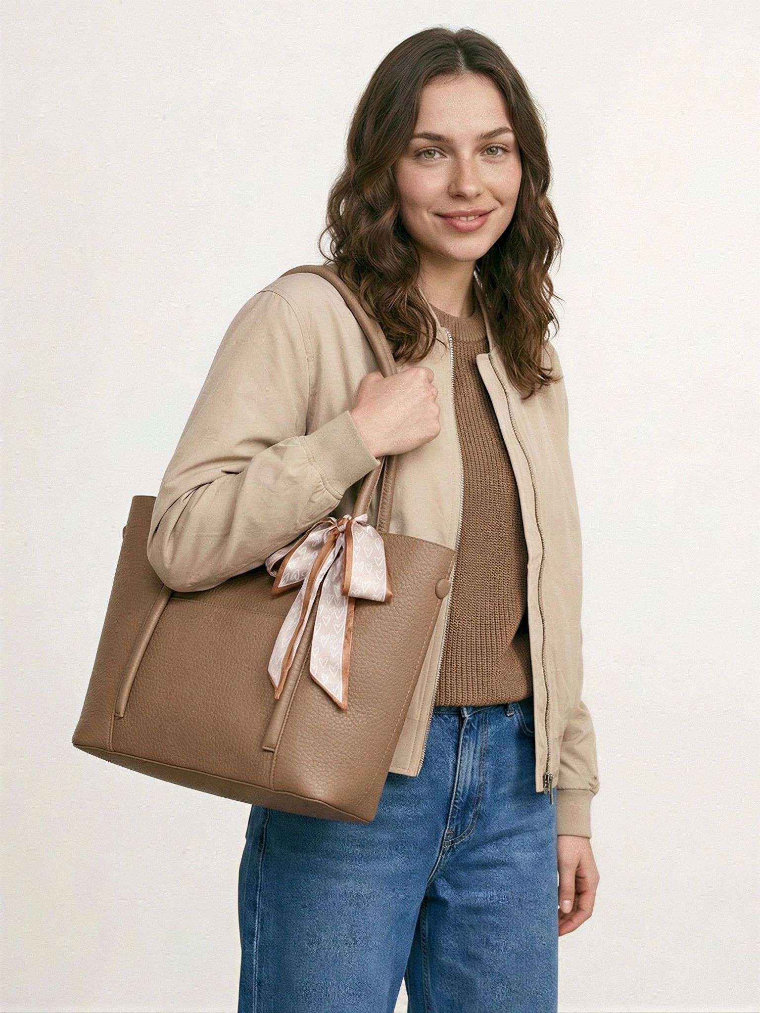 Сумка-тоут с декоративным платком в ассортименте